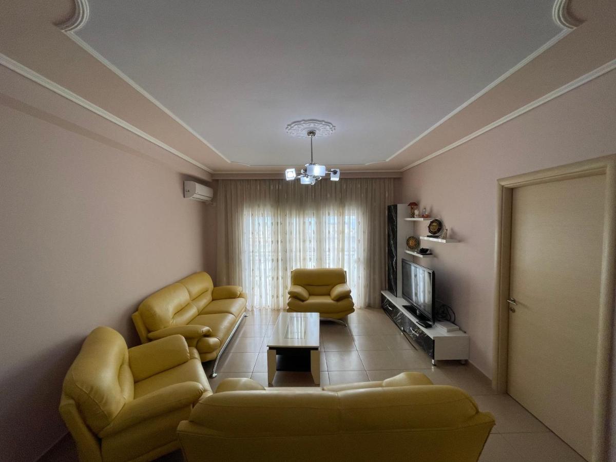 Flower Apartment Sarandë Eksteriør bilde