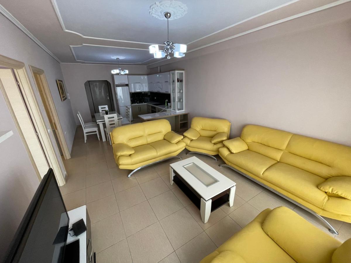 Flower Apartment Sarandë Eksteriør bilde